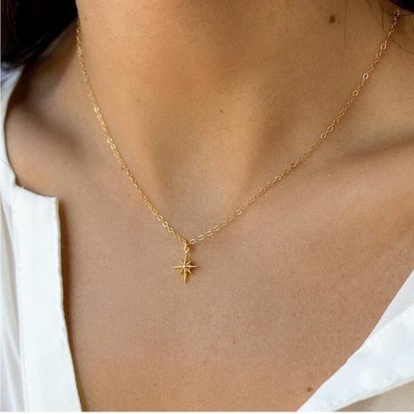 Gold 14k Gold Plated 2pc Star Necklace Set - Picture 3 of 4